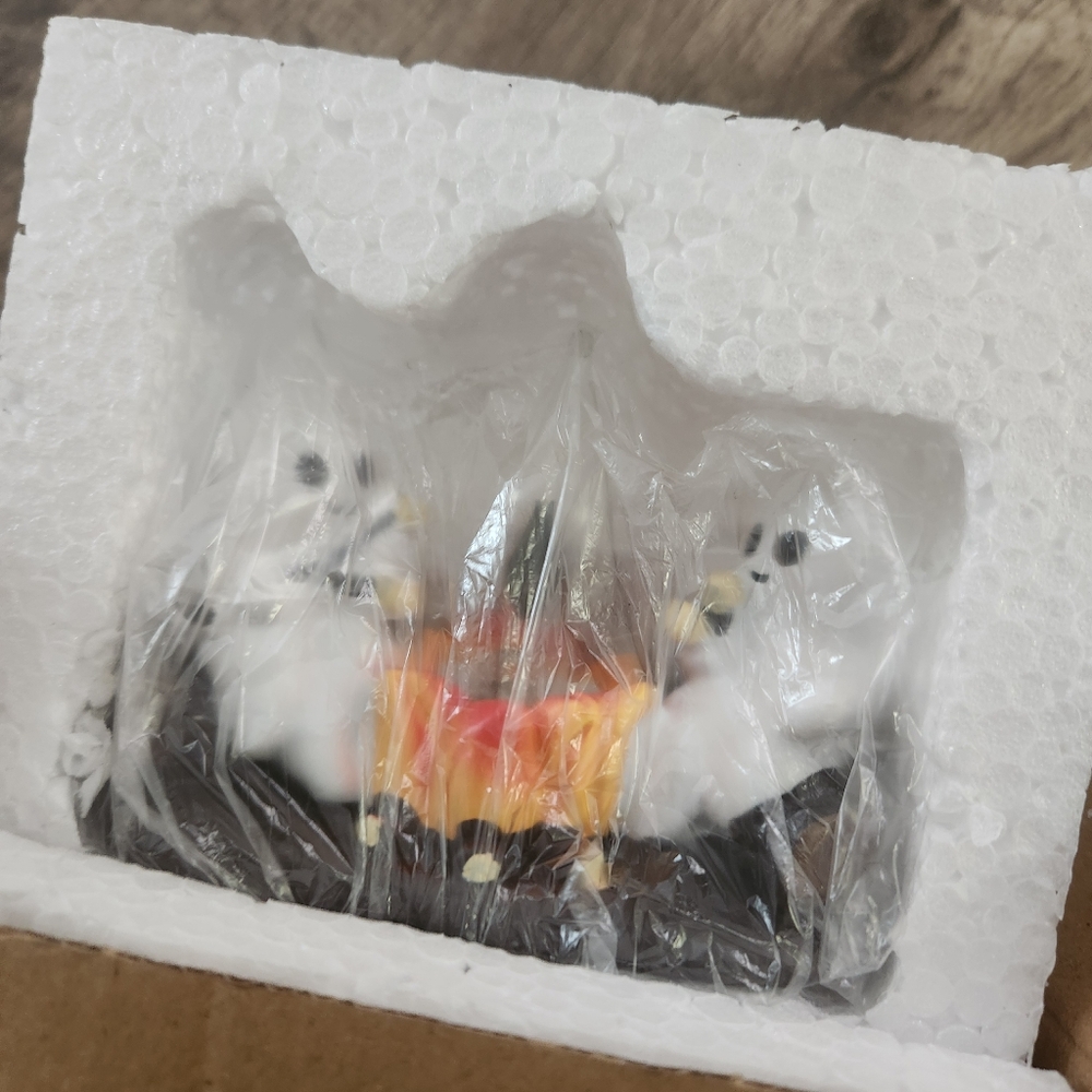 🕯👻🔥 NEW Halloween Ghost Nightlight - Picture 3 of 7